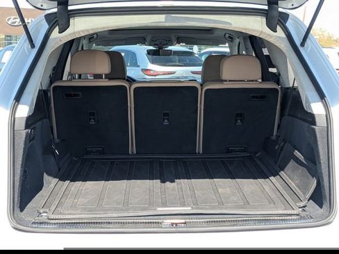 Used 2021 Audi Q7 3.0T Prestige w/ Prestige Package image 14