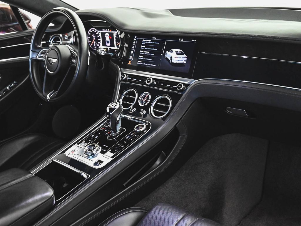 Used 2020 Bentley Continental GT AWD/4WD image 33