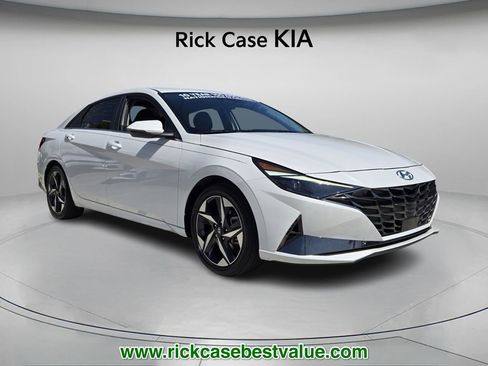 Used 2023 Hyundai Elantra Limited image 9