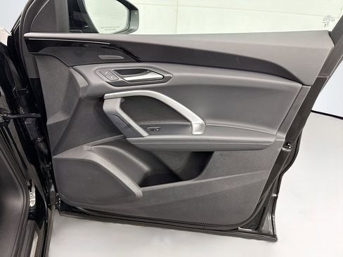 Certified 2025 Audi Q5 Premium Plus w/ Premium Plus image 24