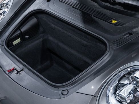 Used 2014 Porsche 911 Turbo S AWD/4WD image 38
