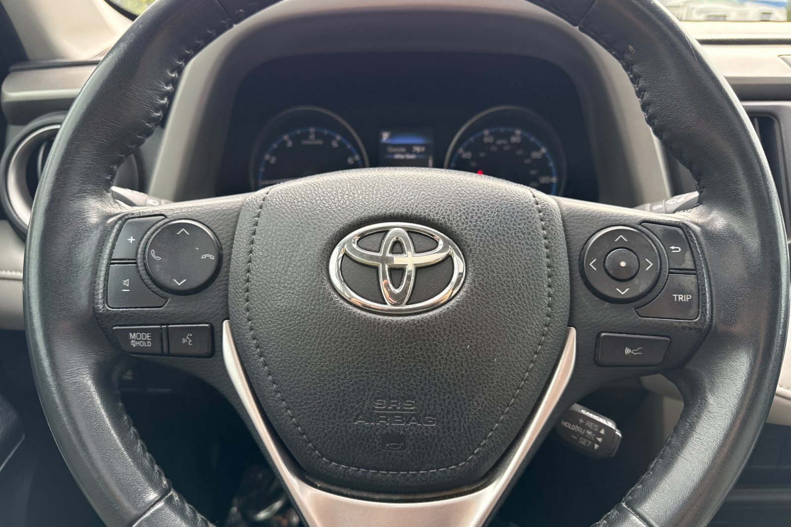 Used 2018 Toyota RAV4 Adventure FWD image 23