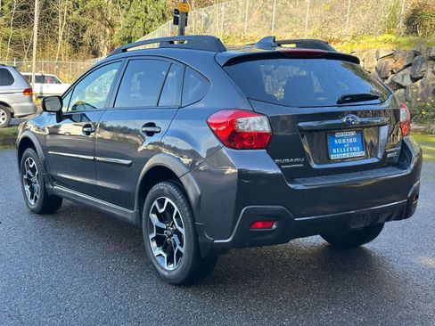 Used 2016 Subaru Crosstrek 2.0i Premium image 3