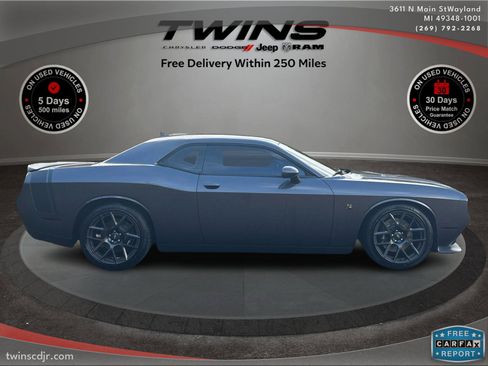 Used 2017 Dodge Challenger R/T Scat Pack image 2