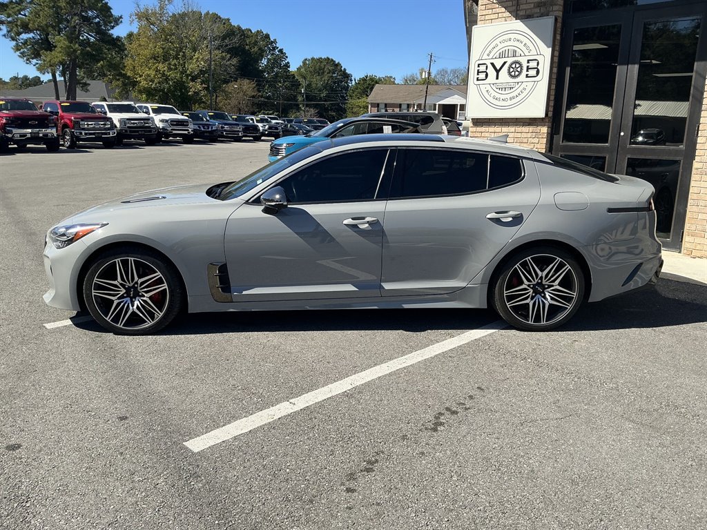 Used 2023 Kia Stinger GT2 AWD/4WD image 2