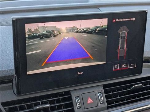 Used 2023 Audi Q5 2.0T Premium w/ Convenience Package image 12