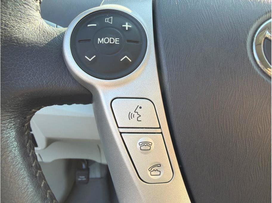 Used 2011 Toyota Prius Four w/ Navigation Pkg FWD image 19