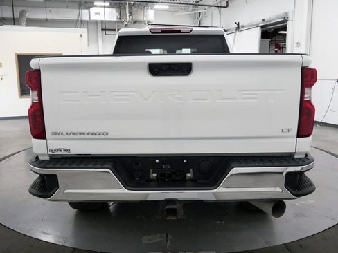 Used 2025 Chevrolet Silverado 2500 LT AWD/4WD image 6