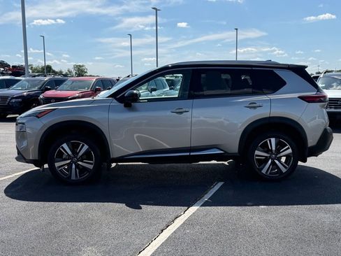 Used 2021 Nissan Rogue SL FWD image 8