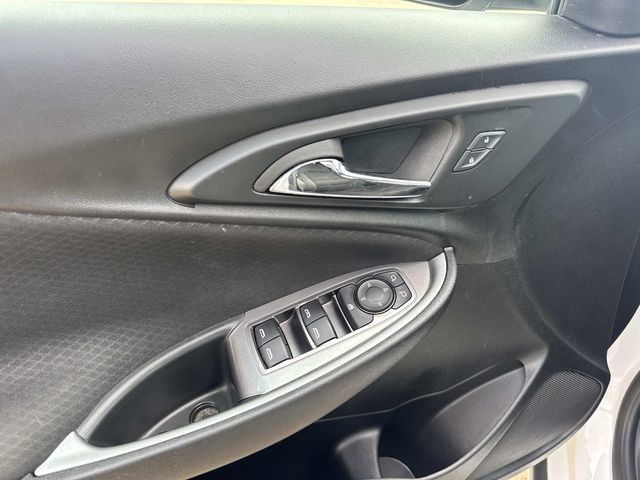 Used 2024 Chevrolet Malibu LT FWD image 24