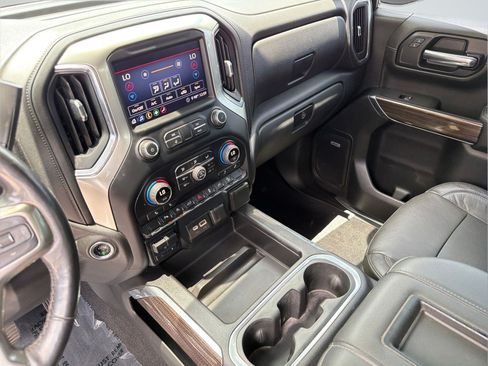 Used 2020 Chevrolet Silverado 1500 LT Trail Boss AWD/4WD image 20
