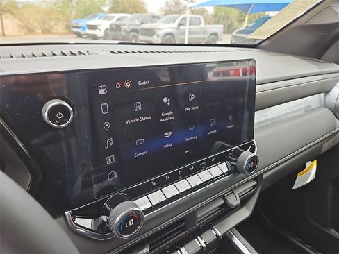 New 2025 Chevrolet Colorado LT w/ LT Convenience Package image 13