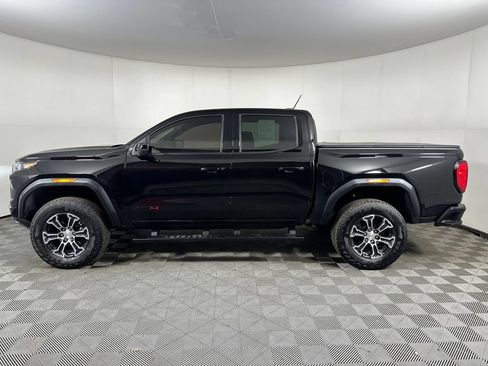 Used 2025 GMC Canyon AT4 AWD/4WD image 2