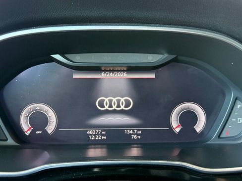 Used 2019 Audi Q3 2.0T Premium Plus w/ Premium Plus Package AWD/4WD image 31