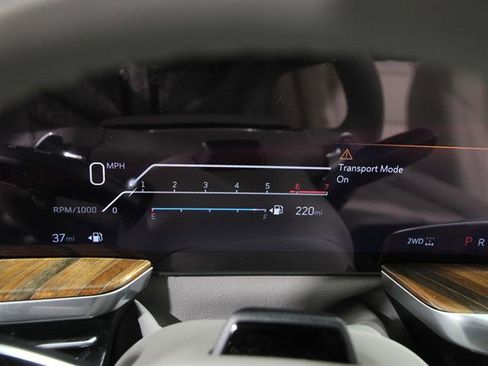 New 2025 Cadillac Escalade Premium Luxury Platinum w/ LPO, Floor Liner Package image 9