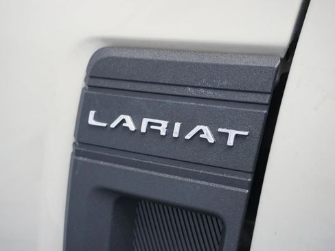 Used 2024 Ford Maverick Lariat w/ FX4 Off-Road Package AWD/4WD image 18