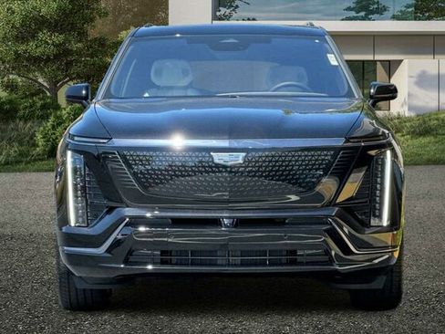 New 2026 Cadillac Vistiq Sport w/ LPO, Floor Liner Package image 9
