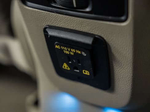 Used 2013 Ford C-MAX SE image 38