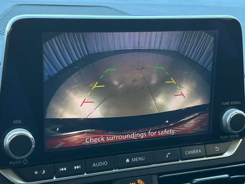 Used 2023 Nissan Altima 2.5 SV FWD image 21