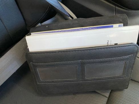 Certified 2022 Subaru Outback Limited image 28