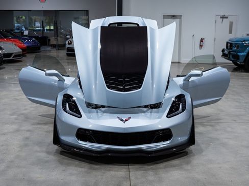 Used 2017 Chevrolet Corvette Z06 image 36