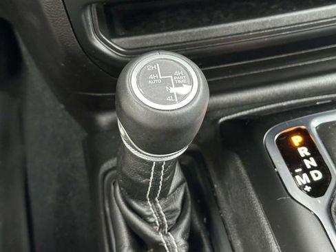 Used 2022 Jeep Wrangler Unlimited Sahara w/ Cold Weather Group image 21