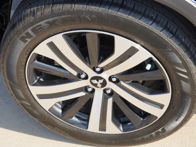 Used 2024 Mitsubishi Outlander Sport ES AWD/4WD image 12