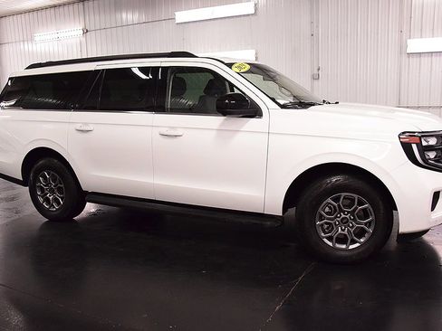 Used 2025 Ford Expedition Max Active image 8