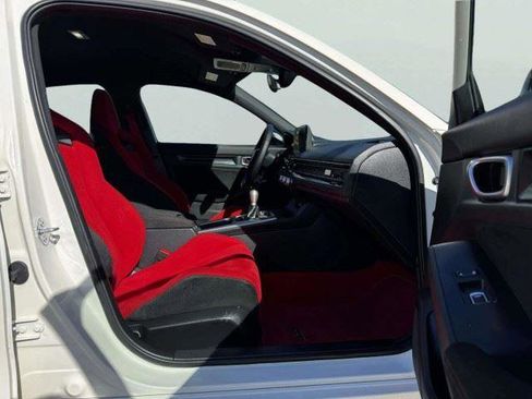 Used 2025 Honda Civic Type R image 49