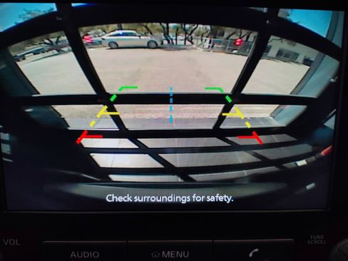 Certified 2024 Nissan Frontier S image 6