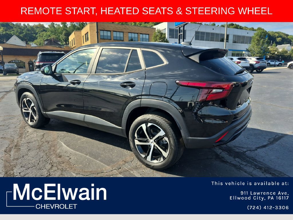 Used 2024 Chevrolet Trax RS w/ Driver Confidence Package FWD image 13