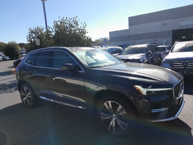 Used 2022 Volvo XC60 T8 Inscription w/ Advanced Package AWD/4WD image 1