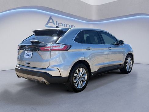 Used 2022 Ford Edge Titanium w/ Equipment Group 301A AWD/4WD image 5