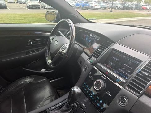 Used 2013 Ford Taurus Limited FWD image 13