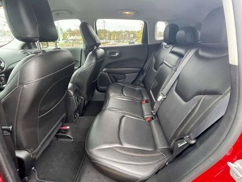 Used 2018 Jeep Compass Limited image 13