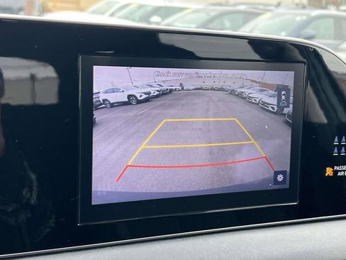 Certified 2022 Hyundai Palisade SE image 26