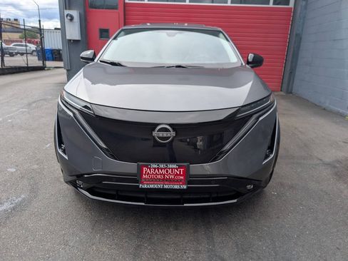 Used 2023 Nissan Ariya AWD image 7