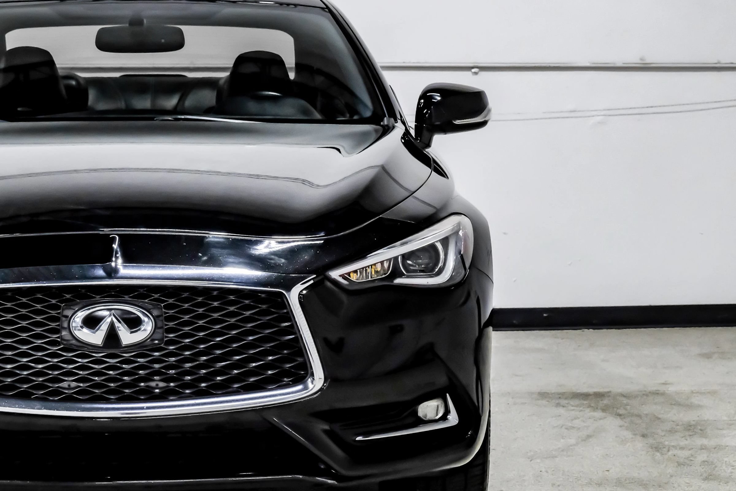 Used 2017 INFINITI Q60 3.0t w/ Premium Plus Package 3.0T AWD/4WD image 54