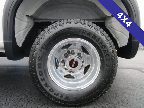 Used 2023 GMC Sierra 3500 SLT w/ SLT Premium Package image 2