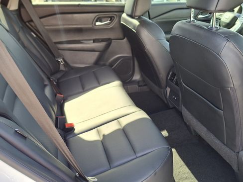 Certified 2025 Nissan Rogue SV w/ SV Premium Package FWD image 22