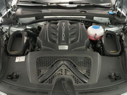 Used 2018 Porsche Macan S AWD/4WD image 50