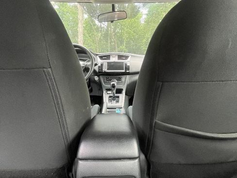 Used 2019 Nissan Sentra SV FWD image 25