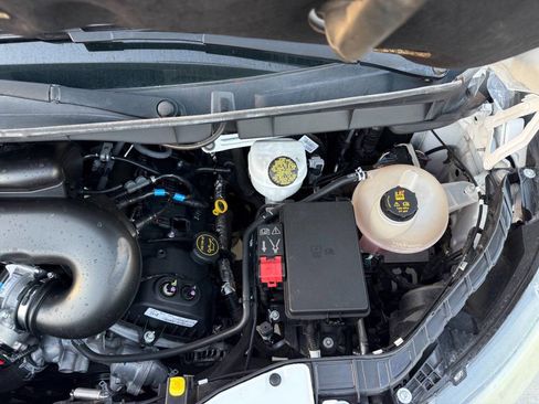 Used 2016 Ford Transit 150 XL image 10