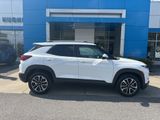Used 2024 Chevrolet TrailBlazer LT w/ Driver Confidence Package image 3