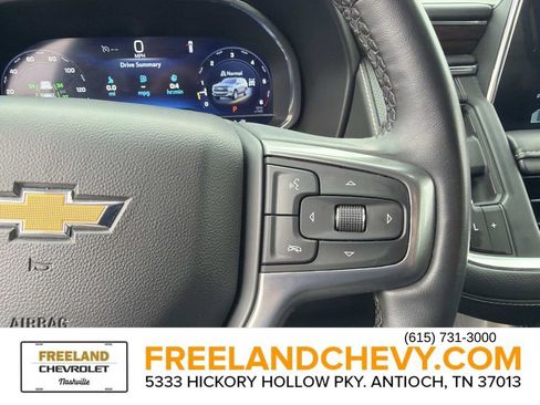 Used 2023 Chevrolet Suburban Premier image 30