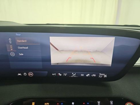 Used 2025 Buick Enclave Preferred image 8