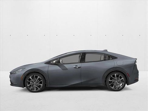 New 2026 Toyota Prius Plug-In Hybrid FWD image 3