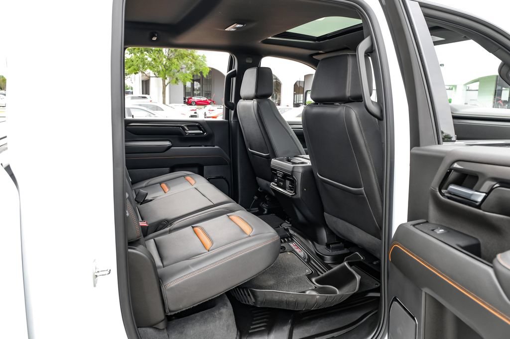 Used 2024 GMC Sierra 2500 AT4 w/ AT4 Premium Plus Package AWD/4WD image 35