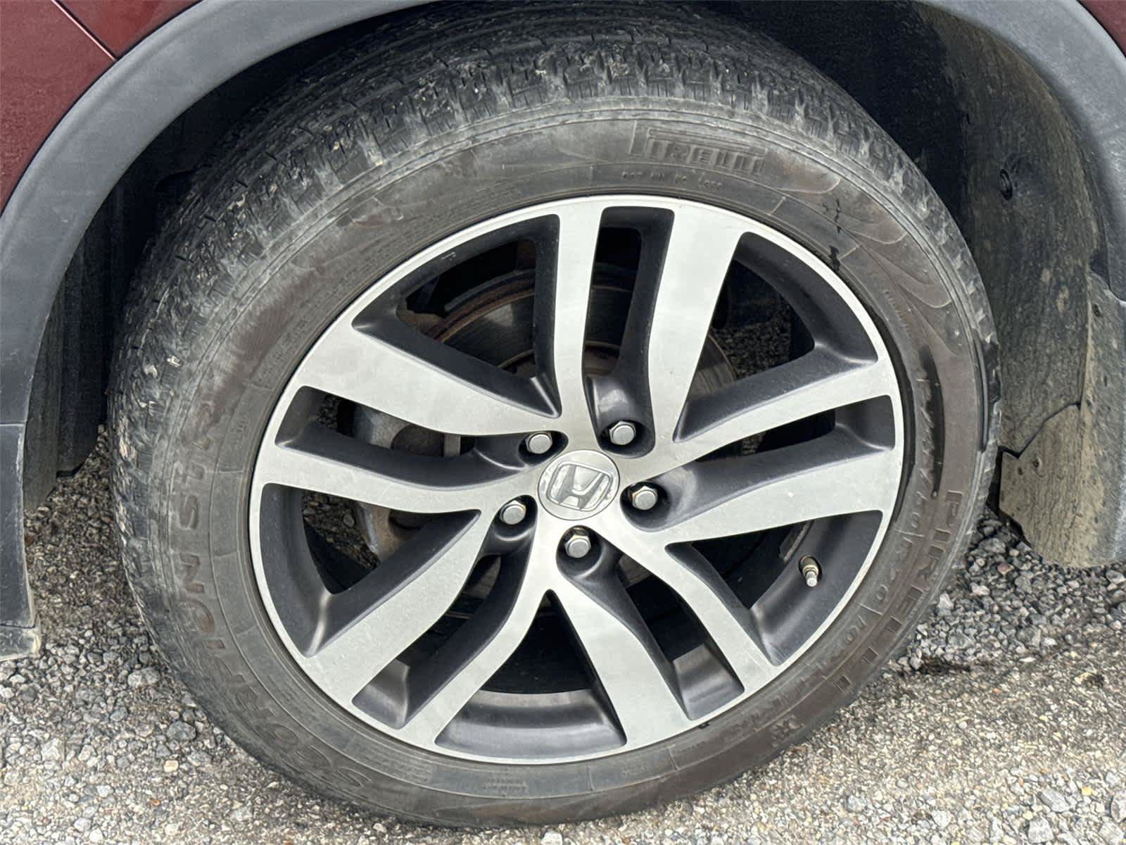 Used 2018 Honda Pilot Touring image 11