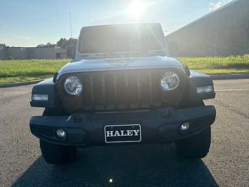 Used 2022 Jeep Wrangler Unlimited Sport AWD/4WD image 2